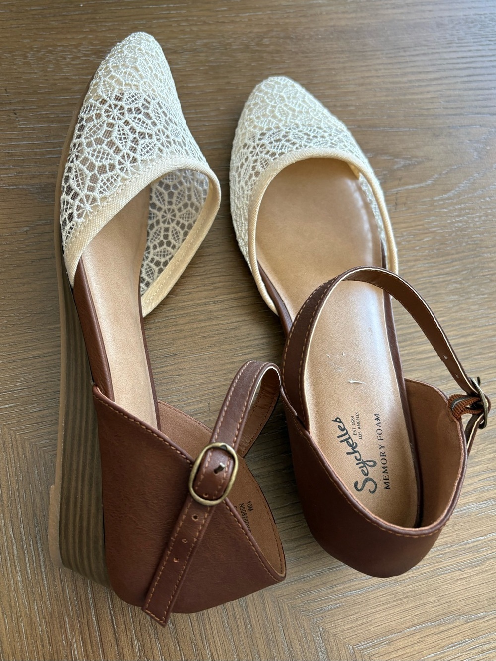 Seychelles Cream Lace Pointed-Toe Flats with Brown Ankle Straps - Picture 5 of 6